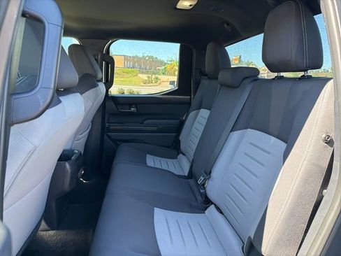 Used 2025 Toyota Tacoma TRD Off-Road AWD/4WD image 25