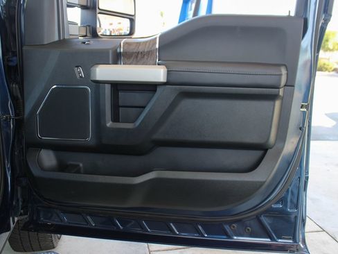 Used 2019 Ford F250 Lariat w/ Lariat Ultimate Package AWD/4WD image 49