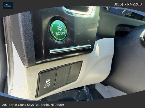 Used 2013 Honda Civic LX image 27