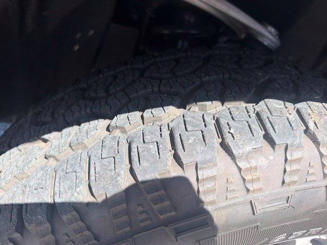 Used 2025 Ford Ranger Lariat AWD/4WD image 2