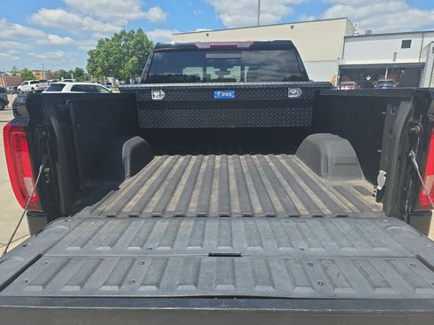 Used 2021 GMC Sierra 1500 SLT w/ SLT Premium Plus Package AWD/4WD image 30