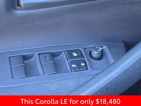 Used 2024 Toyota Corolla LE image 33