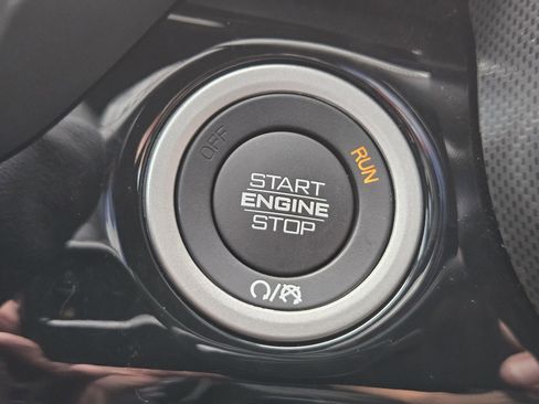 New 2025 RAM 2500 Limited image 24