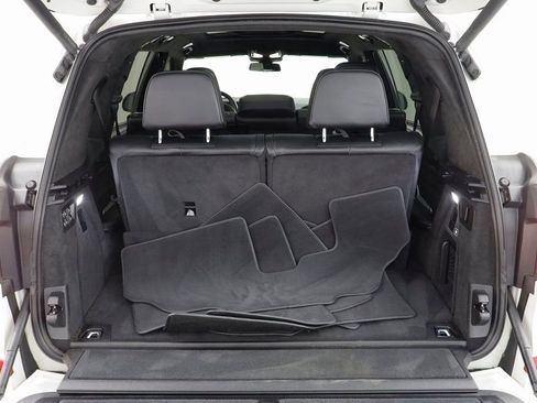 Certified 2023 BMW X7 M60i image 18