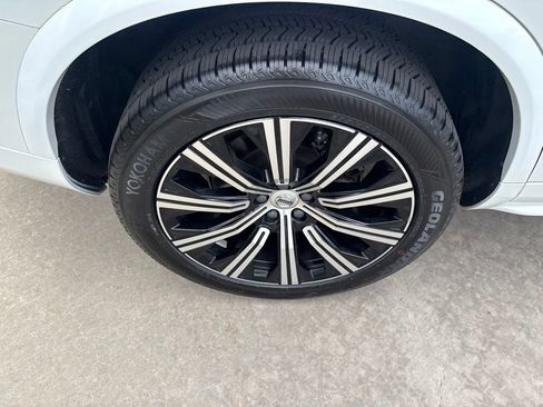 Certified 2023 Volvo XC90 B5 Core w/ Climate Package AWD/4WD image 14