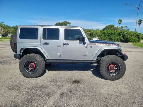 Used 2018 Jeep Wrangler Unlimited Rubicon AWD/4WD image 6
