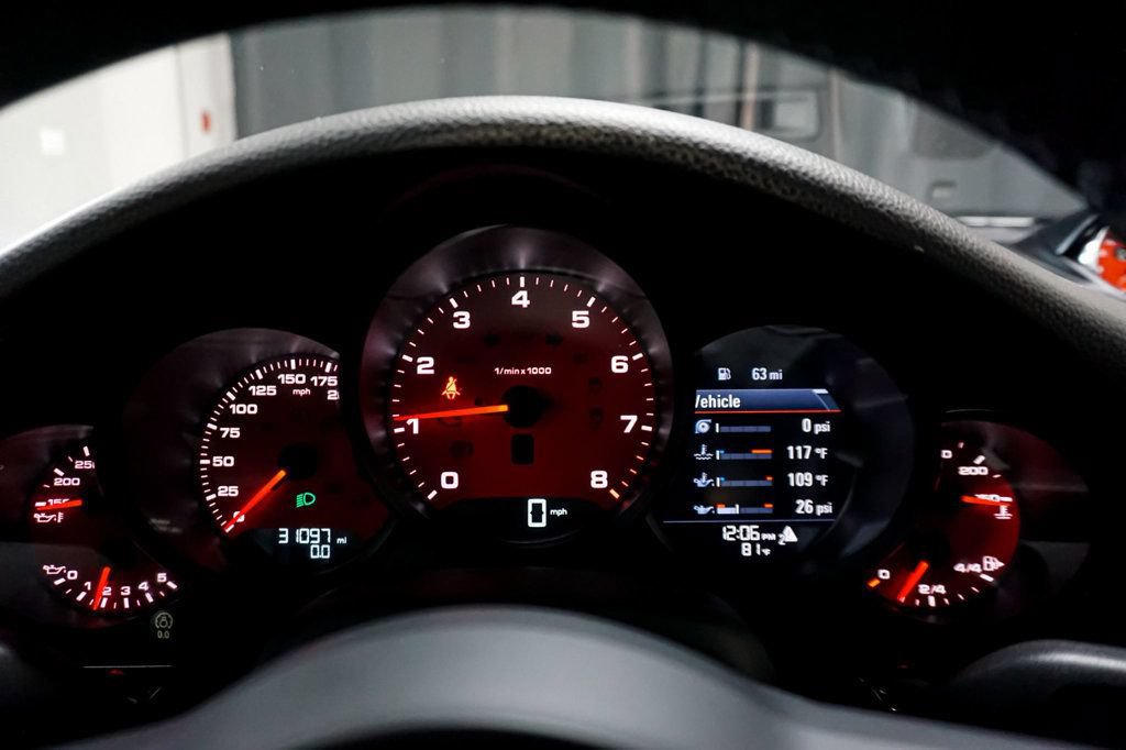 Used 2018 Porsche 911 Carrera image 22