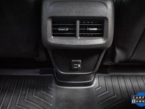 Used 2022 Chevrolet Equinox LT image 25