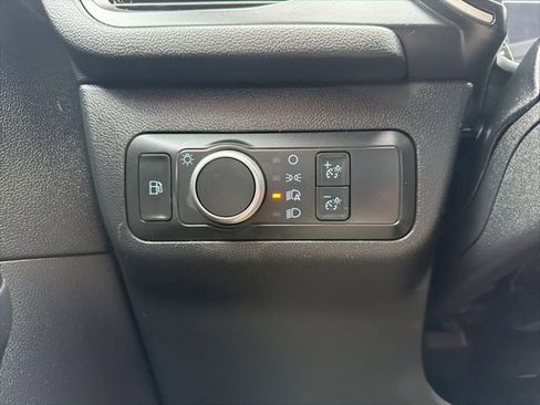 Certified 2021 Ford Escape SE image 25