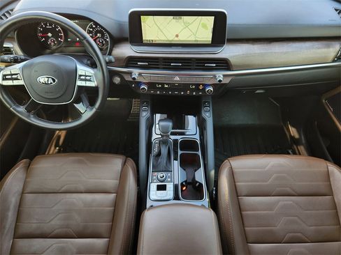 Certified 2021 Kia Telluride SX w/ SX Prestige Package image 28