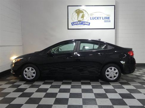 Used 2018 Chevrolet Cruze LS FWD image 7