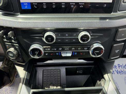 Used 2024 Ford F450 Platinum w/ FX4 Off-Road Package AWD/4WD image 24