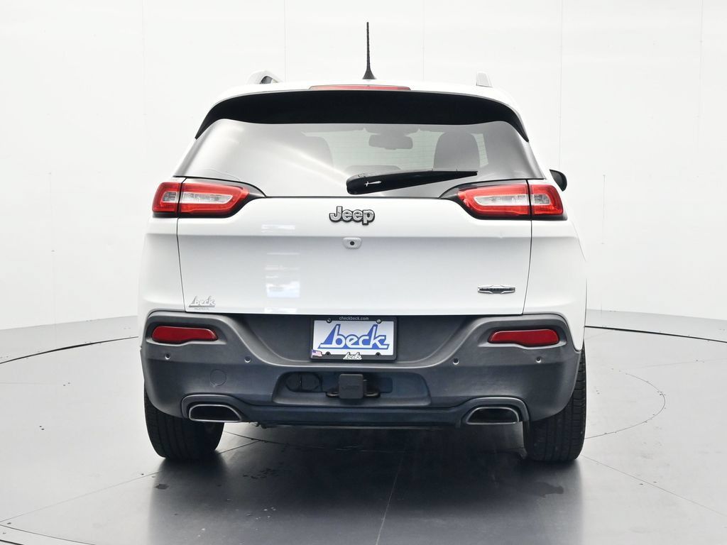 Used 2016 Jeep Cherokee Latitude FWD image 6