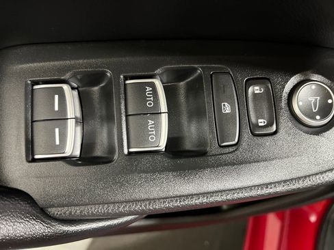 Used 2018 Honda Accord Sport image 12