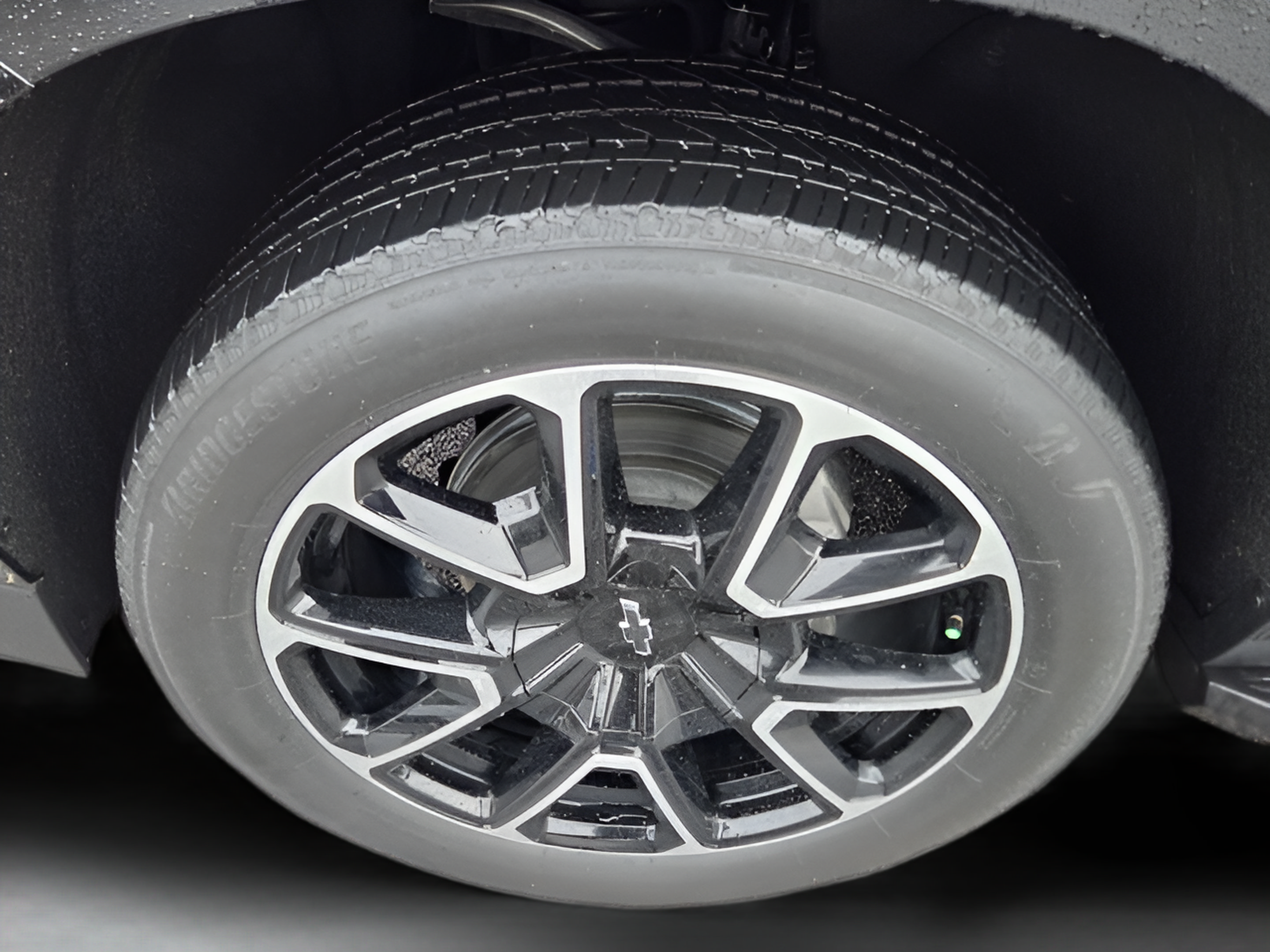 Used 2023 Chevrolet Suburban RST w/ Luxury Package RWD image 30