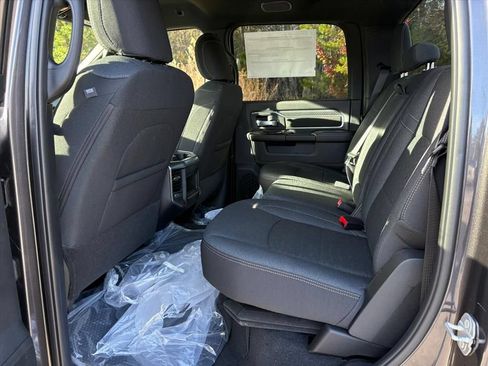 New 2026 RAM 2500 Big Horn AWD/4WD image 20