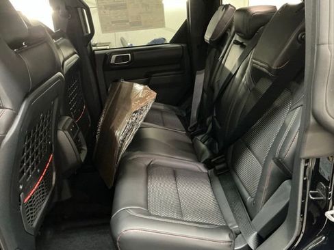 New 2025 Ford Bronco Raptor image 12