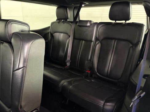 Used 2024 Jeep Wagoneer 4WD image 42