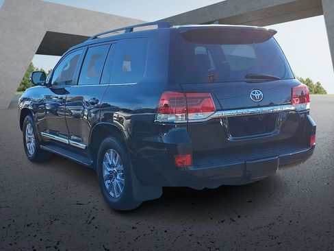 Used 2021 Toyota Land Cruiser image 4