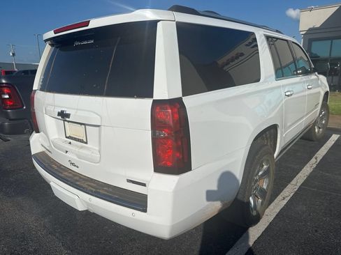 Used 2018 Chevrolet Suburban Premier AWD/4WD image 4