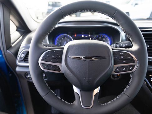 New 2026 Chrysler Pacifica Select image 27