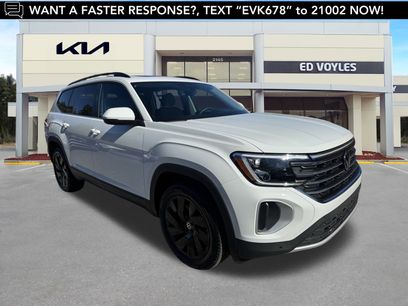 Used 2025 Volkswagen Atlas SE