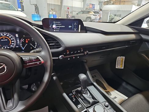 New 2025 MAZDA MAZDA3 s image 19