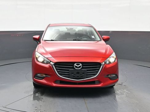 Used 2018 MAZDA MAZDA3 Touring FWD image 3