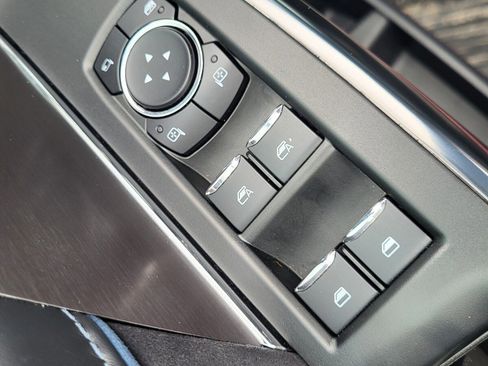 Certified 2025 Ford F150 Platinum w/ Equipment Group 702A High image 16