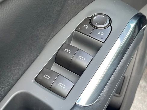 New 2026 Chevrolet Traverse LT w/ Sun and Wheel Package image 18