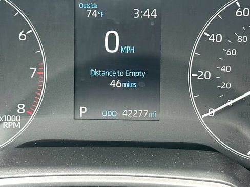 Used 2025 Toyota Corolla LE FWD image 23