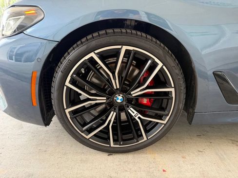 Used 2023 BMW 530i w/ M Sport Package RWD image 16