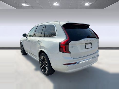 New 2026 Volvo XC90 T8 Plus w/ Protection Package Premier image 3