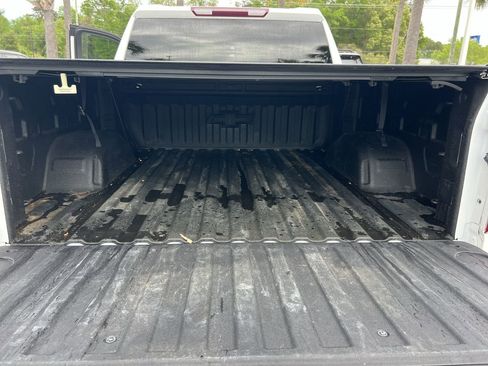 Used 2022 Chevrolet Silverado 1500 LT w/ Bed Protection Package image 33