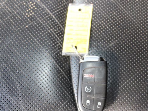 Used 2018 Dodge Journey GT image 25