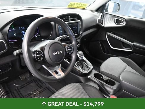 Used 2023 Kia Soul LX w/ Option Group 015 image 21
