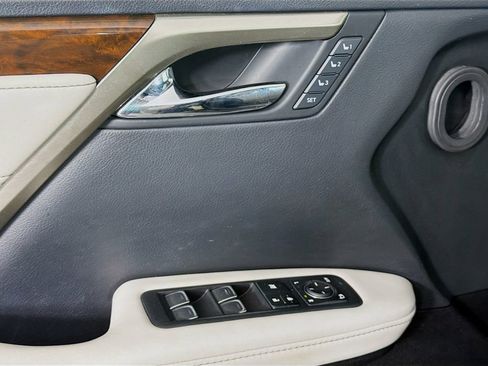 Used 2019 Lexus RX 350 FWD w/ Premium Package image 23
