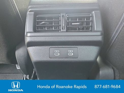 Used 2025 Honda Accord LX image 30