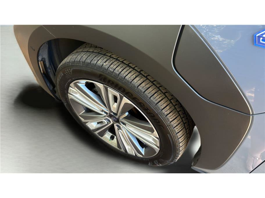 Used 2023 Subaru Solterra AWD image 42