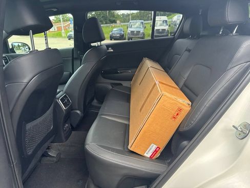 Used 2022 Kia Sportage Nightfall Edition w/ Nighfall AWD Premium Package image 13