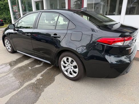 Used 2020 Toyota Corolla LE FWD image 36