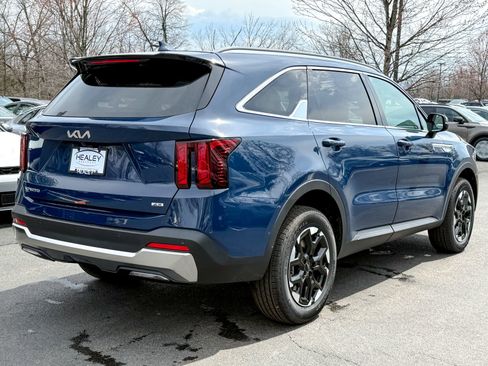 New 2026 Kia Sorento S w/ S Panoramic Sunroof Package AWD/4WD image 8