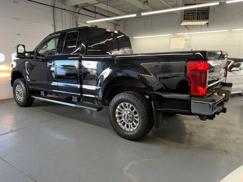 Used 2022 Ford F250 XLT w/ XLT Premium Package AWD/4WD image 11