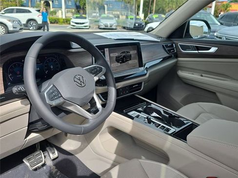 New 2026 Volkswagen Atlas SEL Premium R-Line AWD/4WD image 19