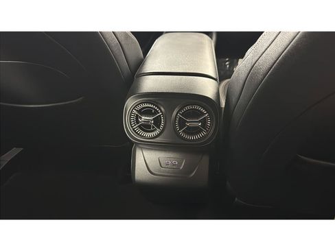 Used 2024 Chevrolet Blazer EV LT AWD/4WD image 18