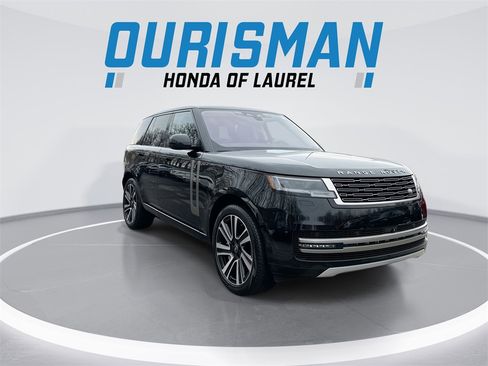 Used 2023 Land Rover Range Rover SE image 2