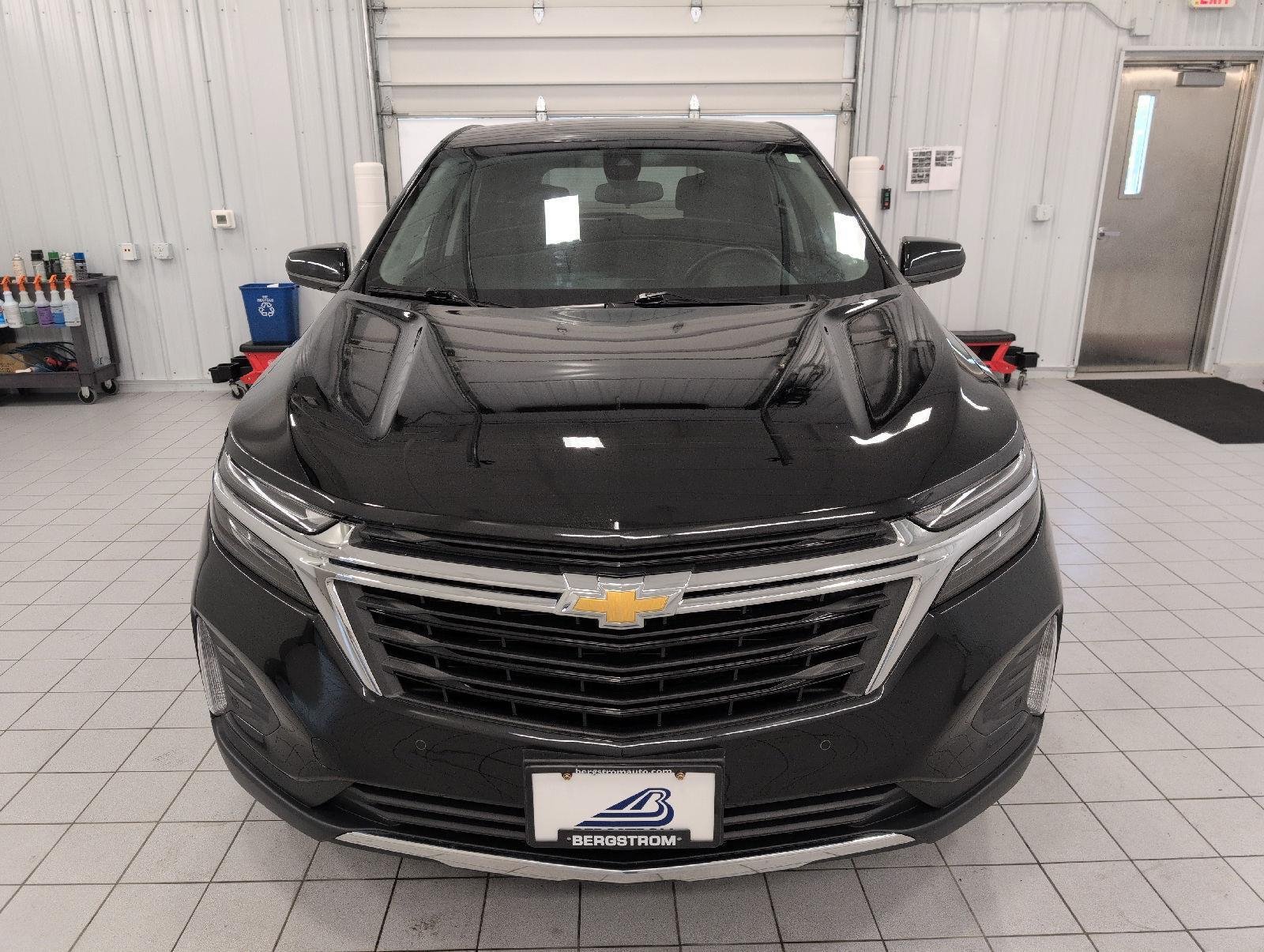 Used 2024 Chevrolet Equinox LT AWD/4WD image 13