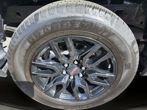 Used 2024 GMC Sierra 1500 Elevation AWD/4WD image 32