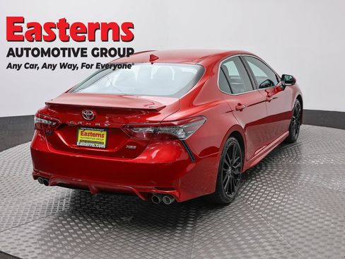 Used 2023 Toyota Camry XSE FWD image 5