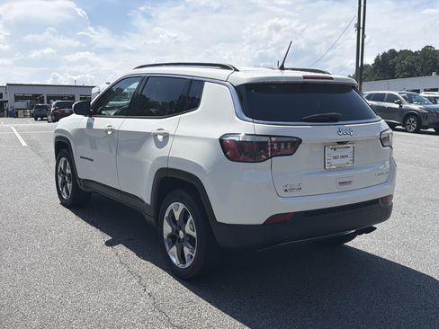 Used 2019 Jeep Compass Limited AWD/4WD image 6